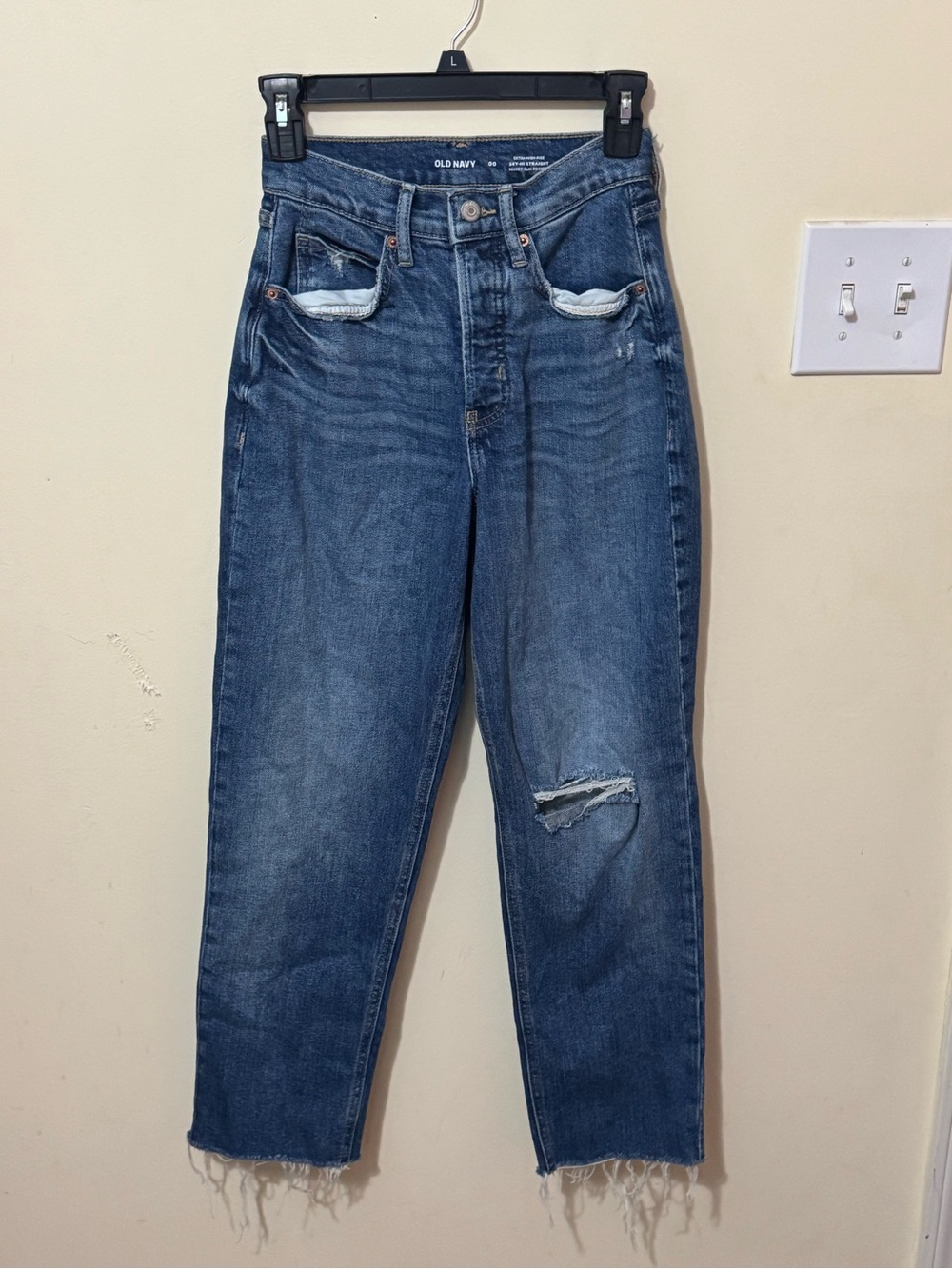Old Navy Women's Blue Relaxed Straight Jeans with Distressed Knee
